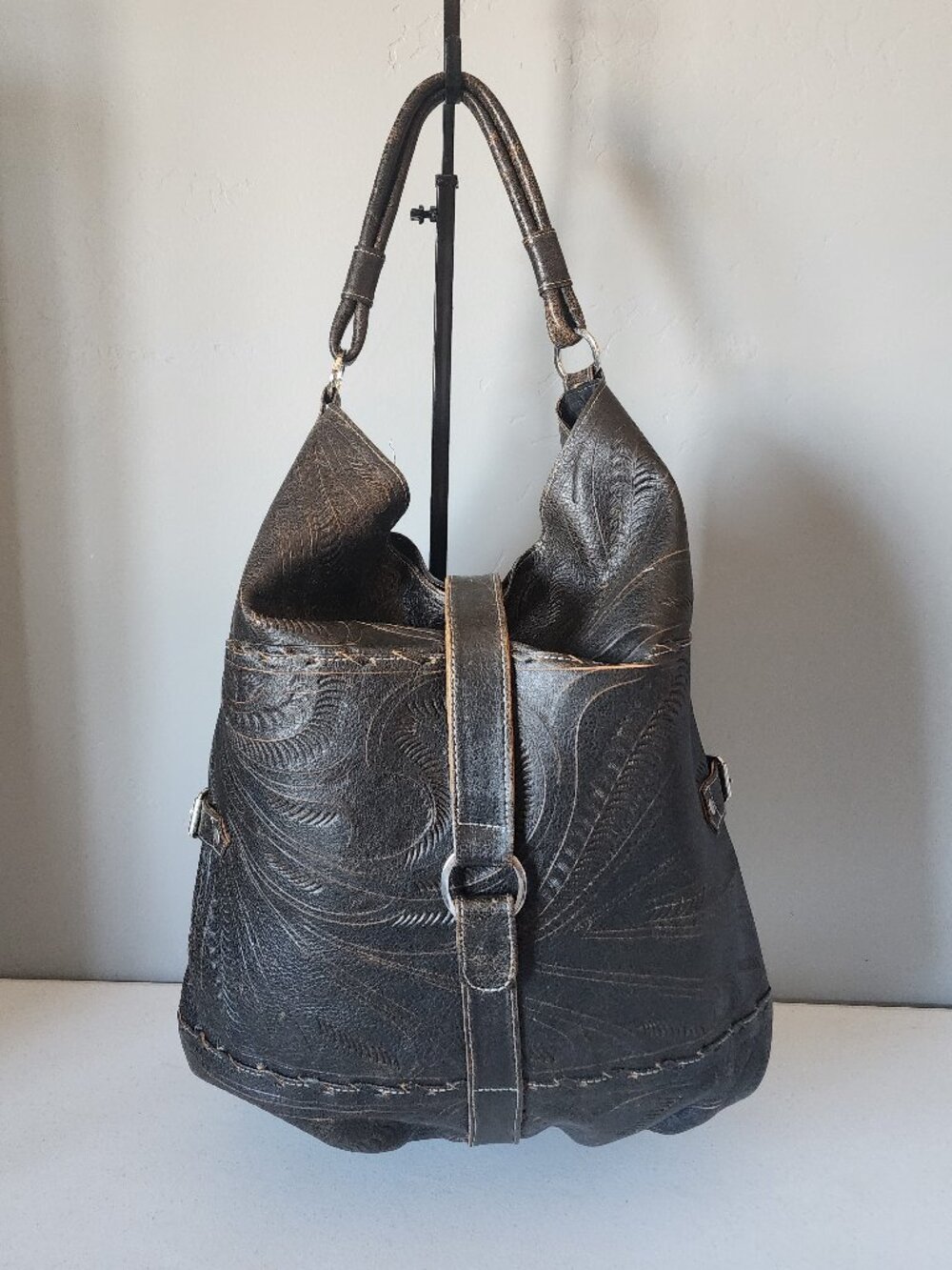 Leaders In Leather Tote "LIKE NEW"
